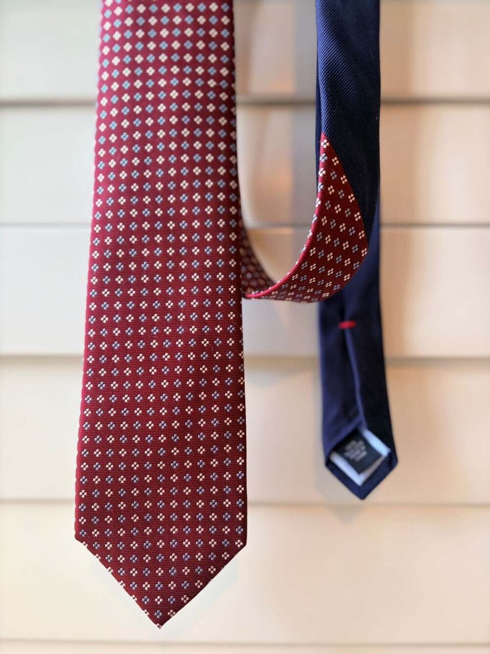 Tommy Hilfiger Micro Geometric Silk Necktie Red Collegiate Business Classic